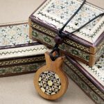 گردنبند خاتم کاری _ چوبی _ طرح انار