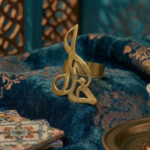 انگشتر زنانه برنجی طرح نوشته خدا رنگ طلایی